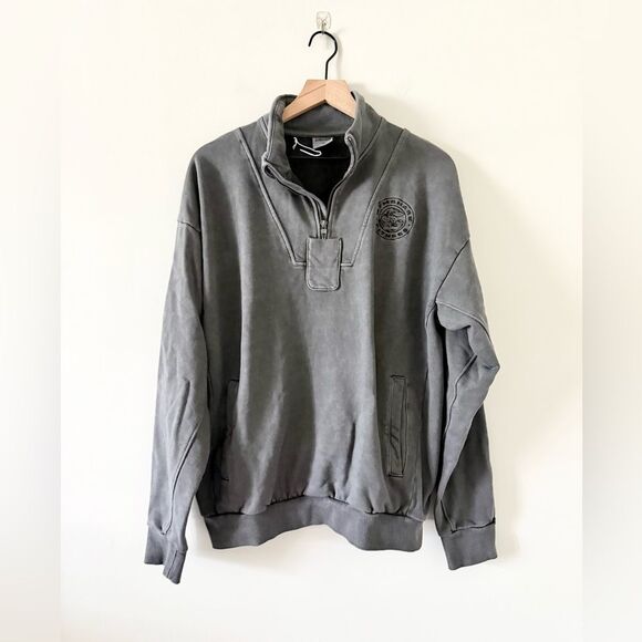 Gymshark Premium Legacy 1/4 Zip Long Sleeve Cotton Sweatshirt in Washed Black XS - Picture 2 of 7